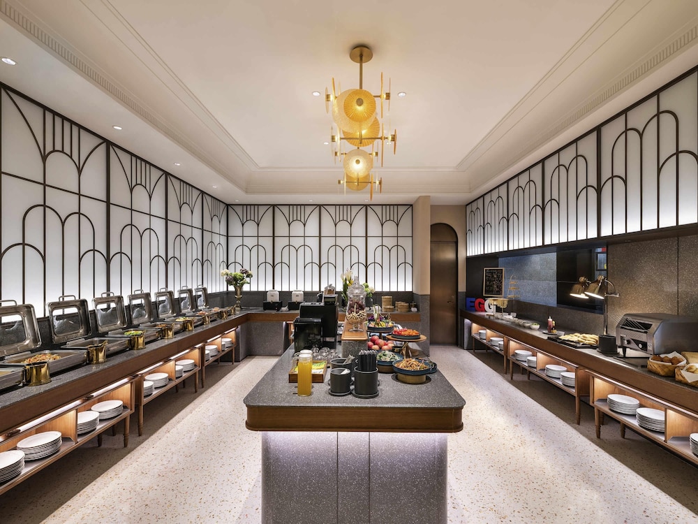 Mercure Lanzhou Downtown 35/50
