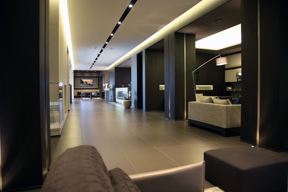 Ego Hotel 45/69