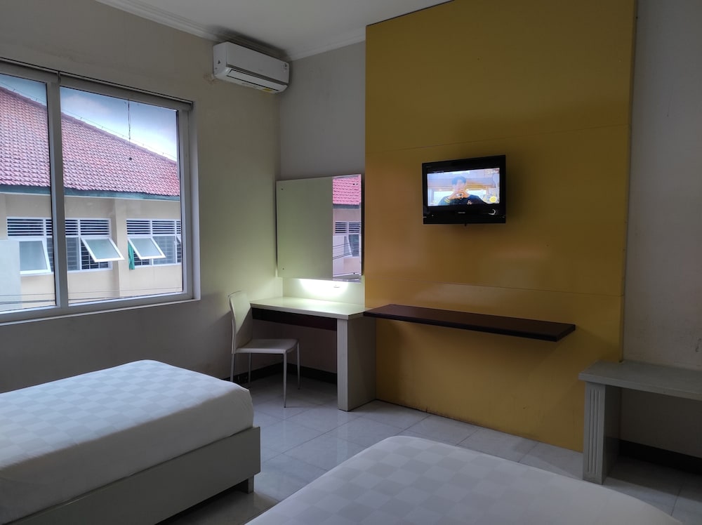 Orlen Hotel 12/27