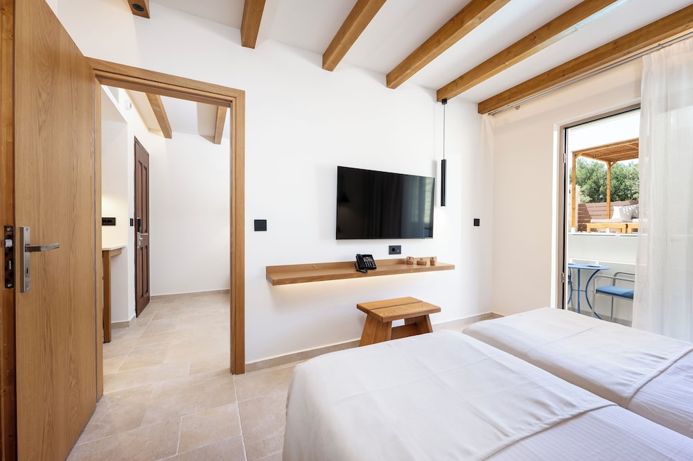 Aegean Houses 72/121