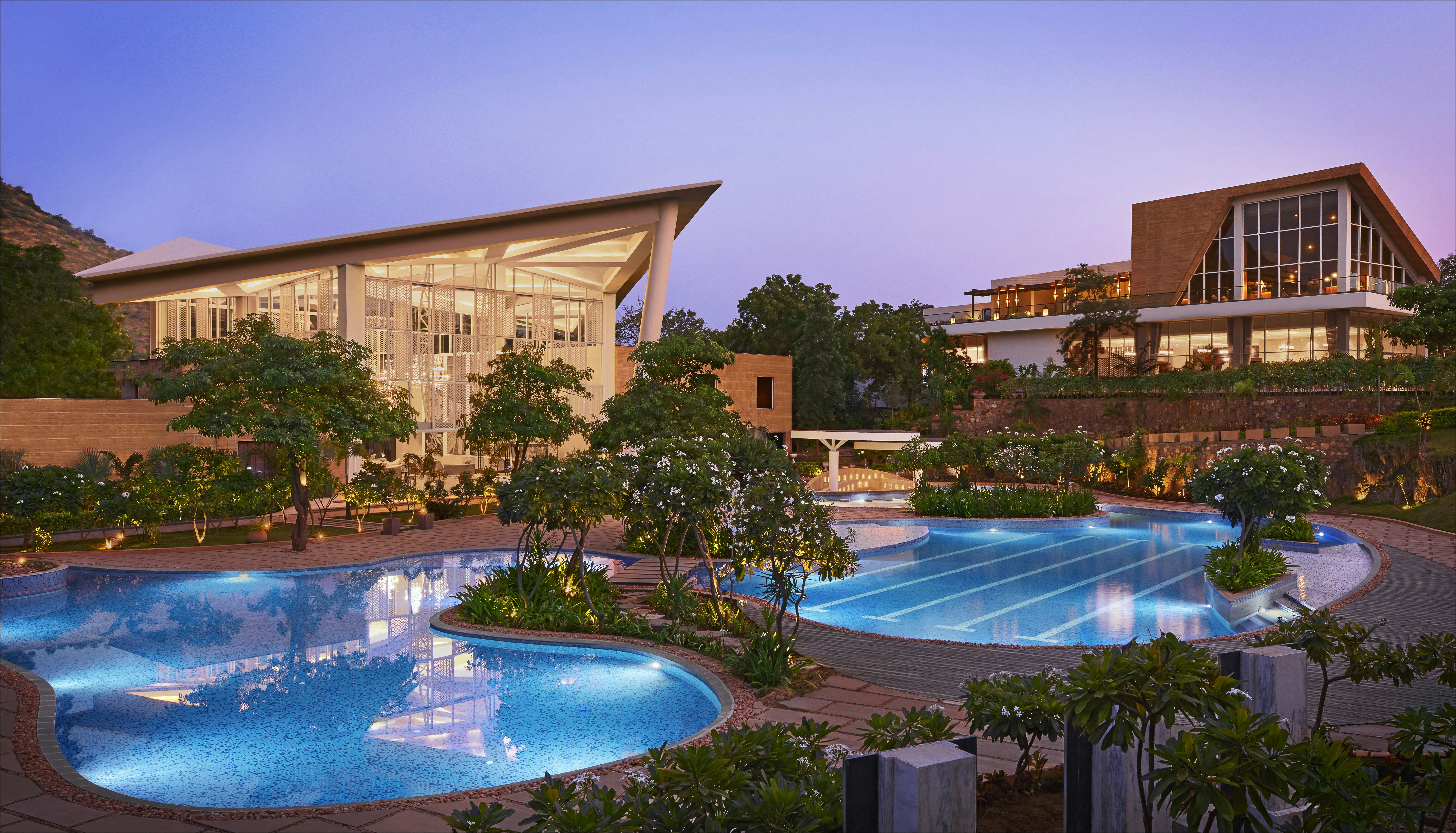 Taj Aravali Resort And Spa Udaipur 12/85