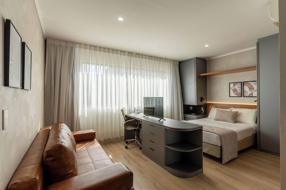 Multiparque Hplus Long Stay 23/54
