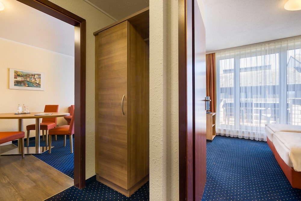 acora Bonn Living the City 6/33