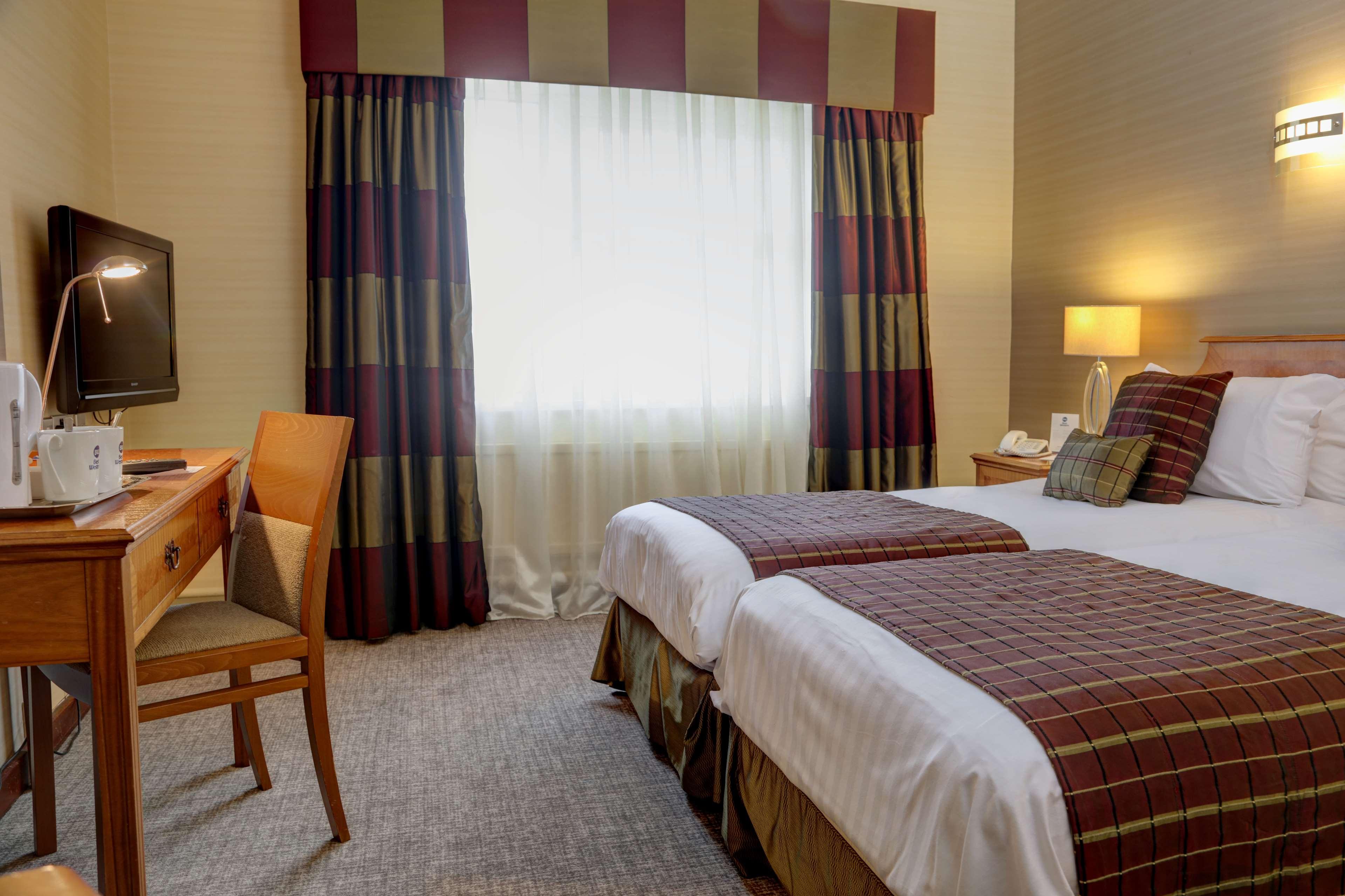 غرفة بسريرين، Best Western Aberavon Beach Hotel 3/4
