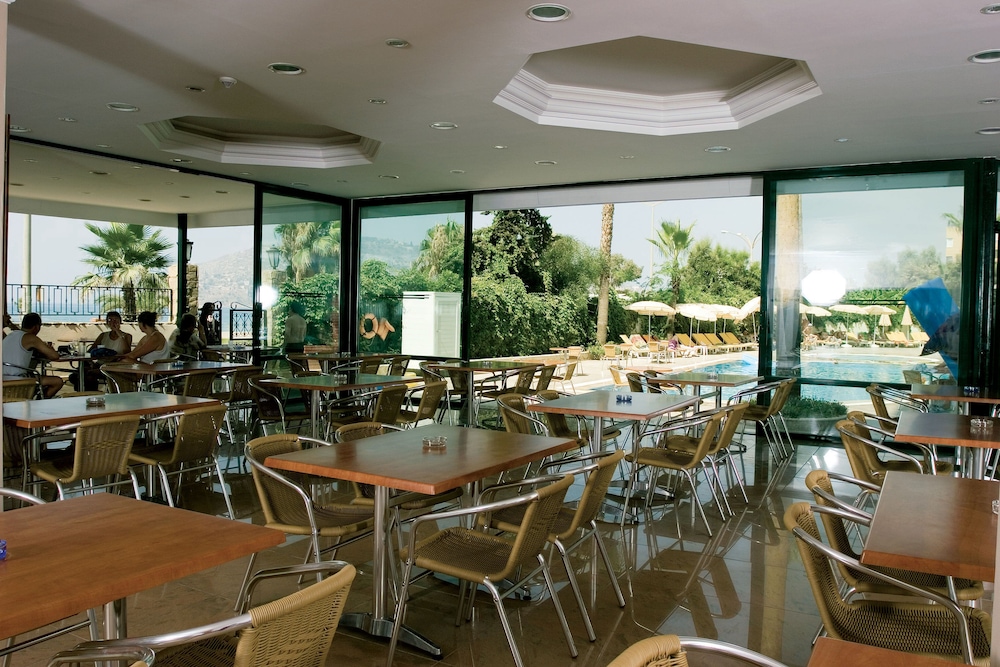 Elysee Rive Hotel 33/39