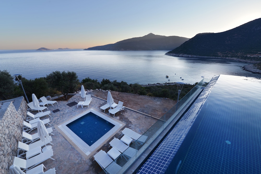 Kalamar Hotel 47/50