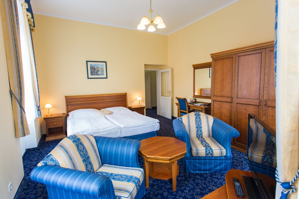 Ontario Hotel Garni 40/75