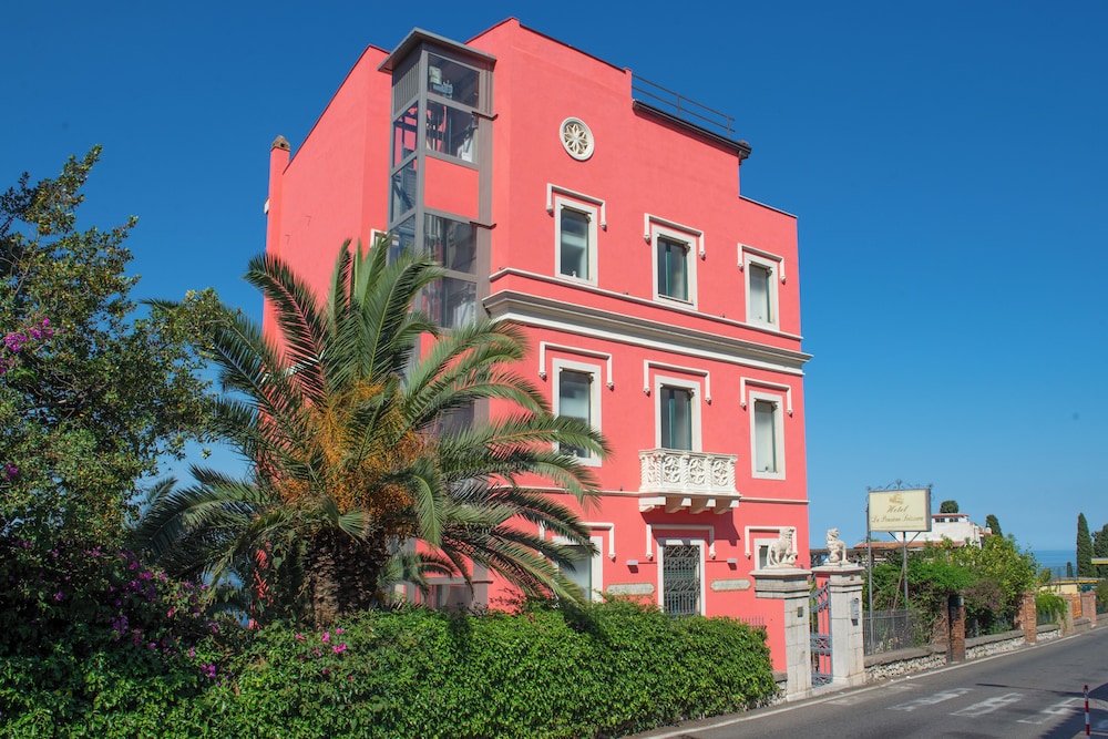 Hotel La Pensione Svizzera 4/79