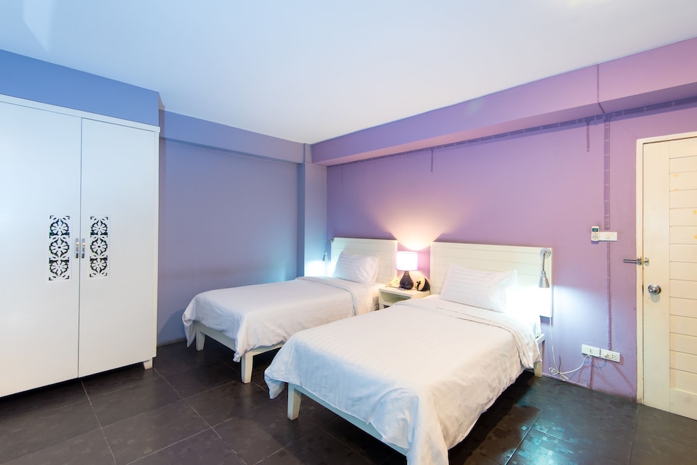 STANDARD, TWIN BEDS