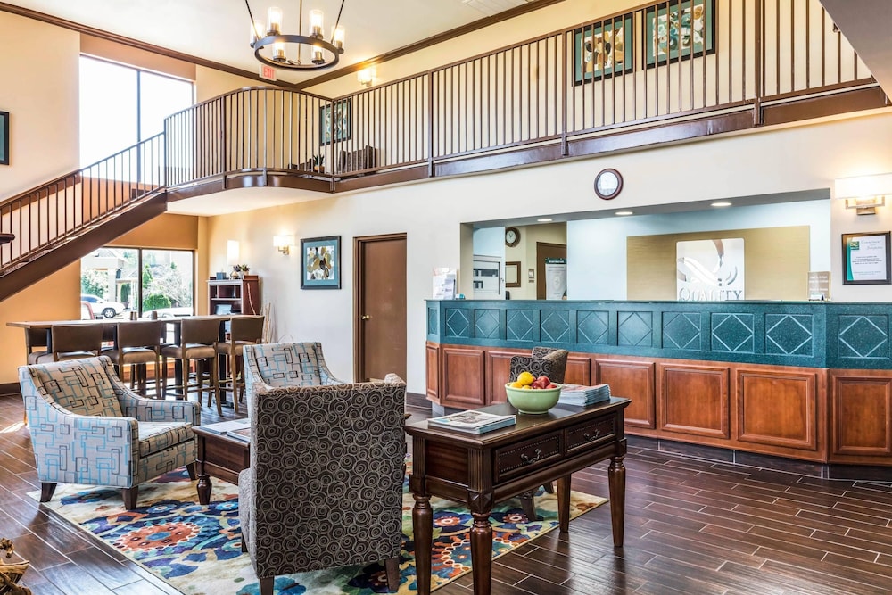 Quality Suites Paducah KY 42/57