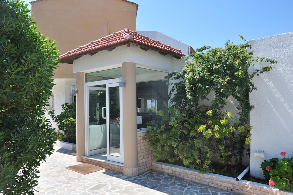 CASTRI VILLAGE HOTEL in SITIA