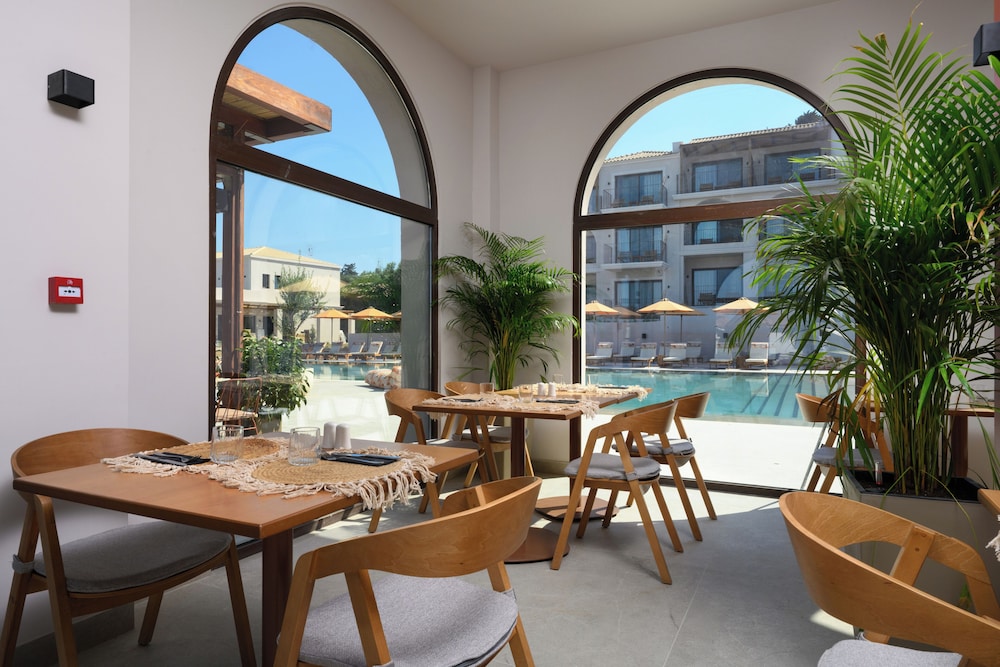 Cabo - Adults Only 59/75