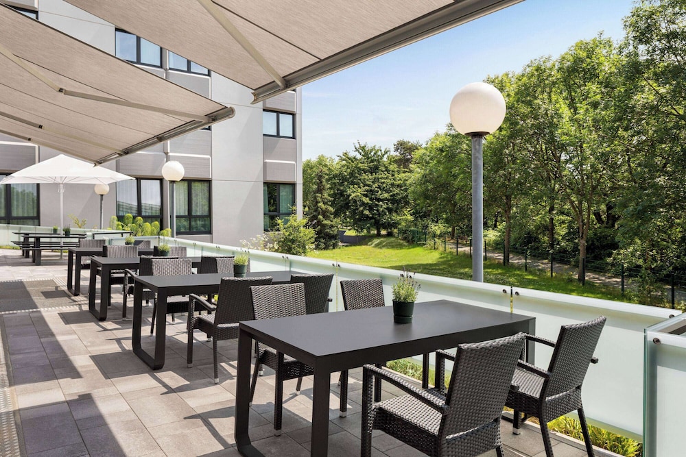 Vienna House Easy by Wyndham Frankfurt Airport 49/60