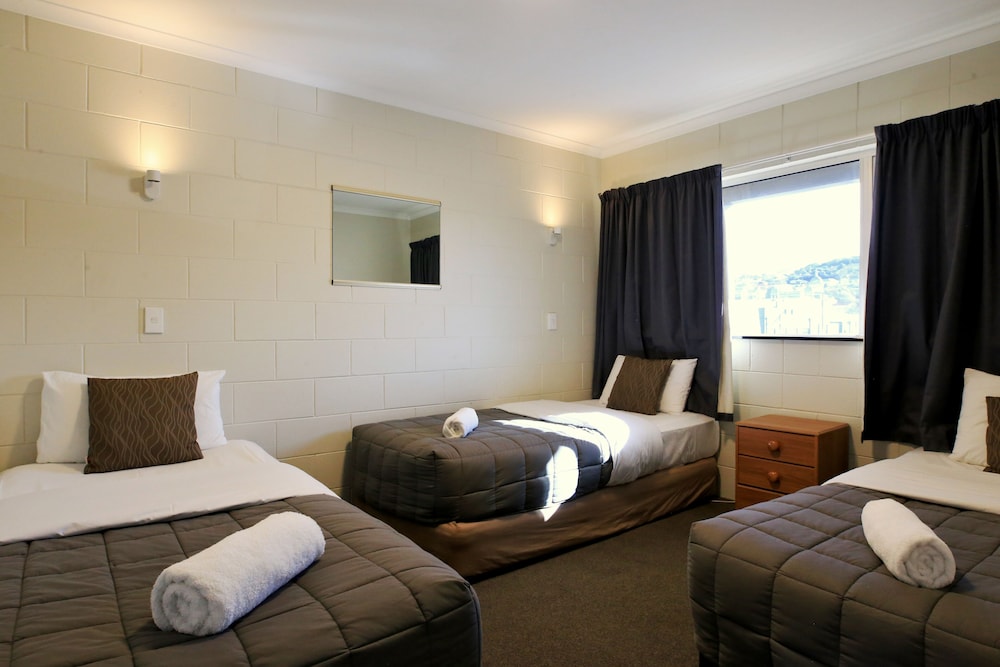 Alpine Motel 23/71