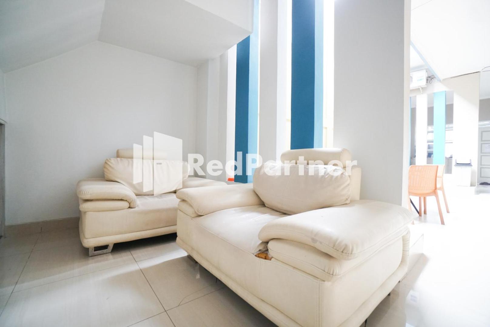 OYO 3964 Indah Residence Syariah 33/47