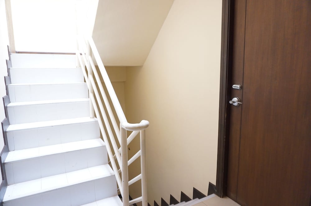 Arita House 18/30