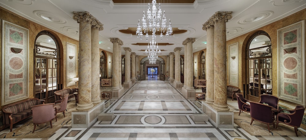 InterContinental Athenee Palace Bucharest an IHG hotel 75/90