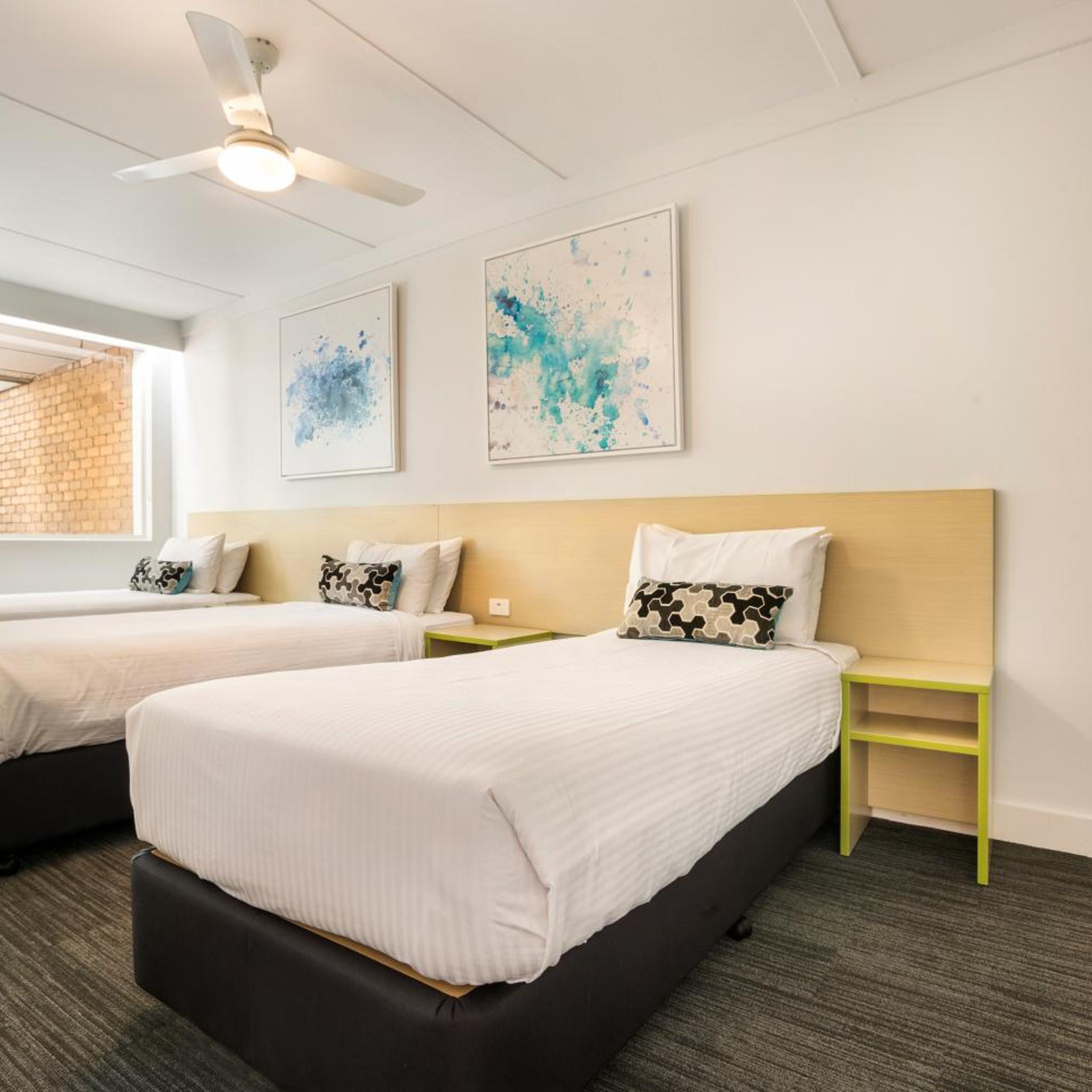2 Bedrooms, Apartment