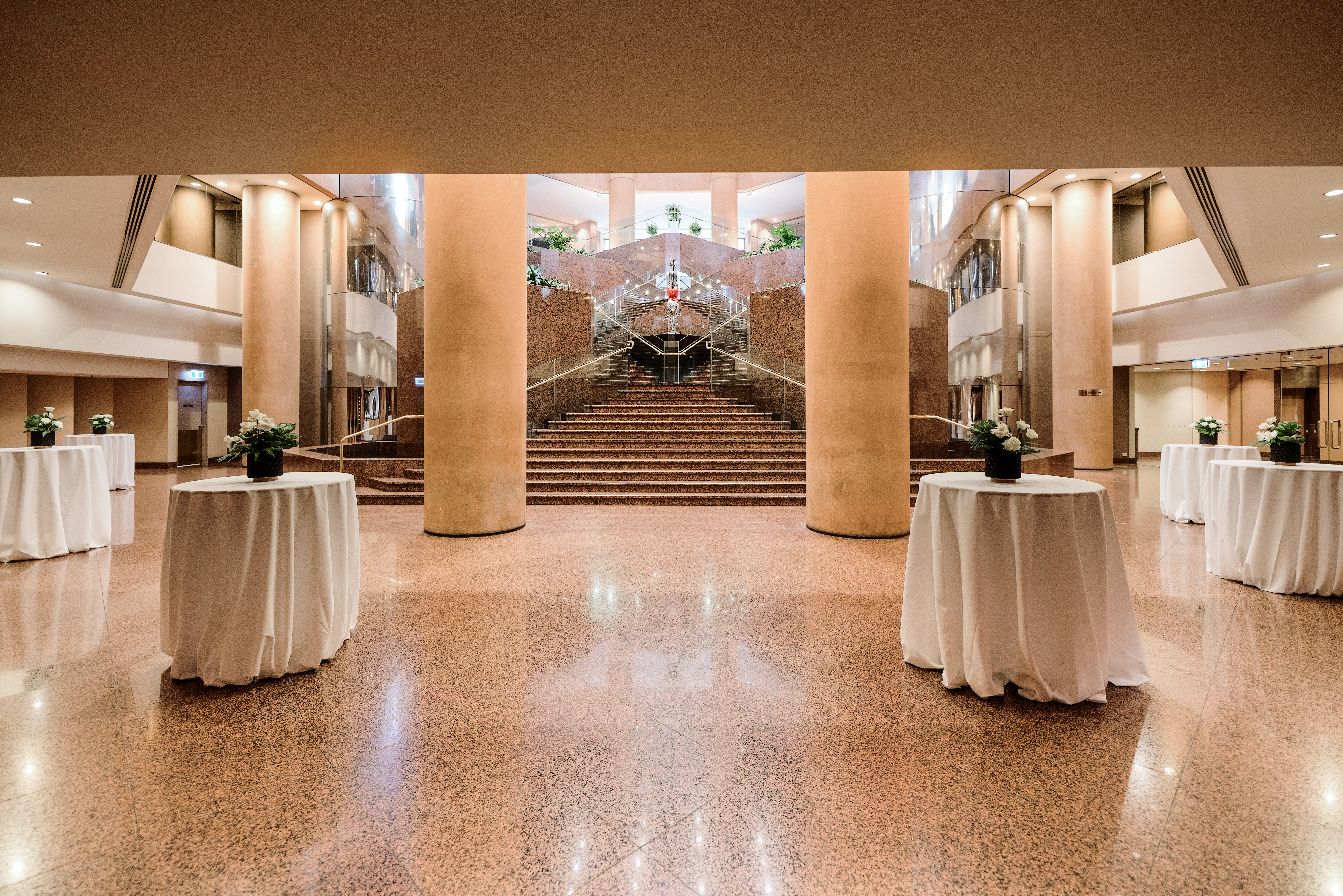 Intercontinental Adelaide 43/82
