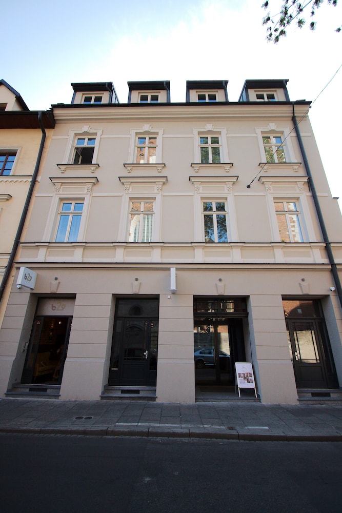 Bc29 Residence 2/37