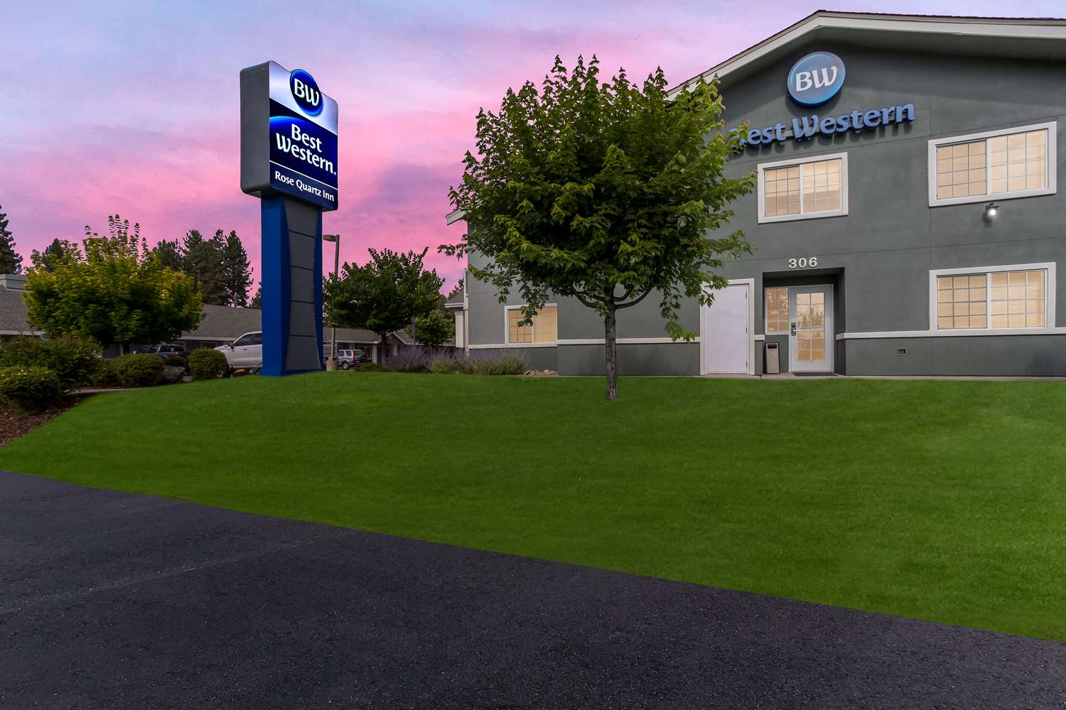 Best Western Rose Quartz Inn 36/40