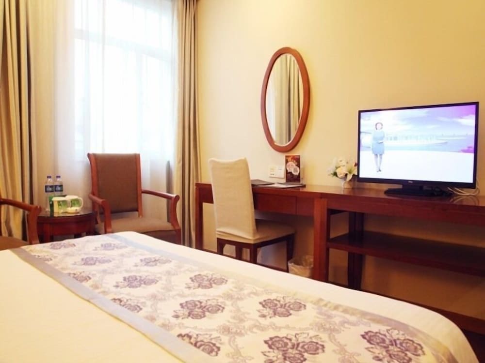 VX Shanghai Railway Station Hotel 15/20