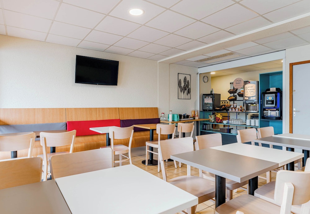 B&B HOTEL Chatellerault 32/40