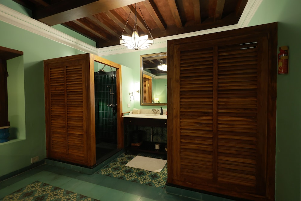 THE Lotus Palace Chettinad 62/63