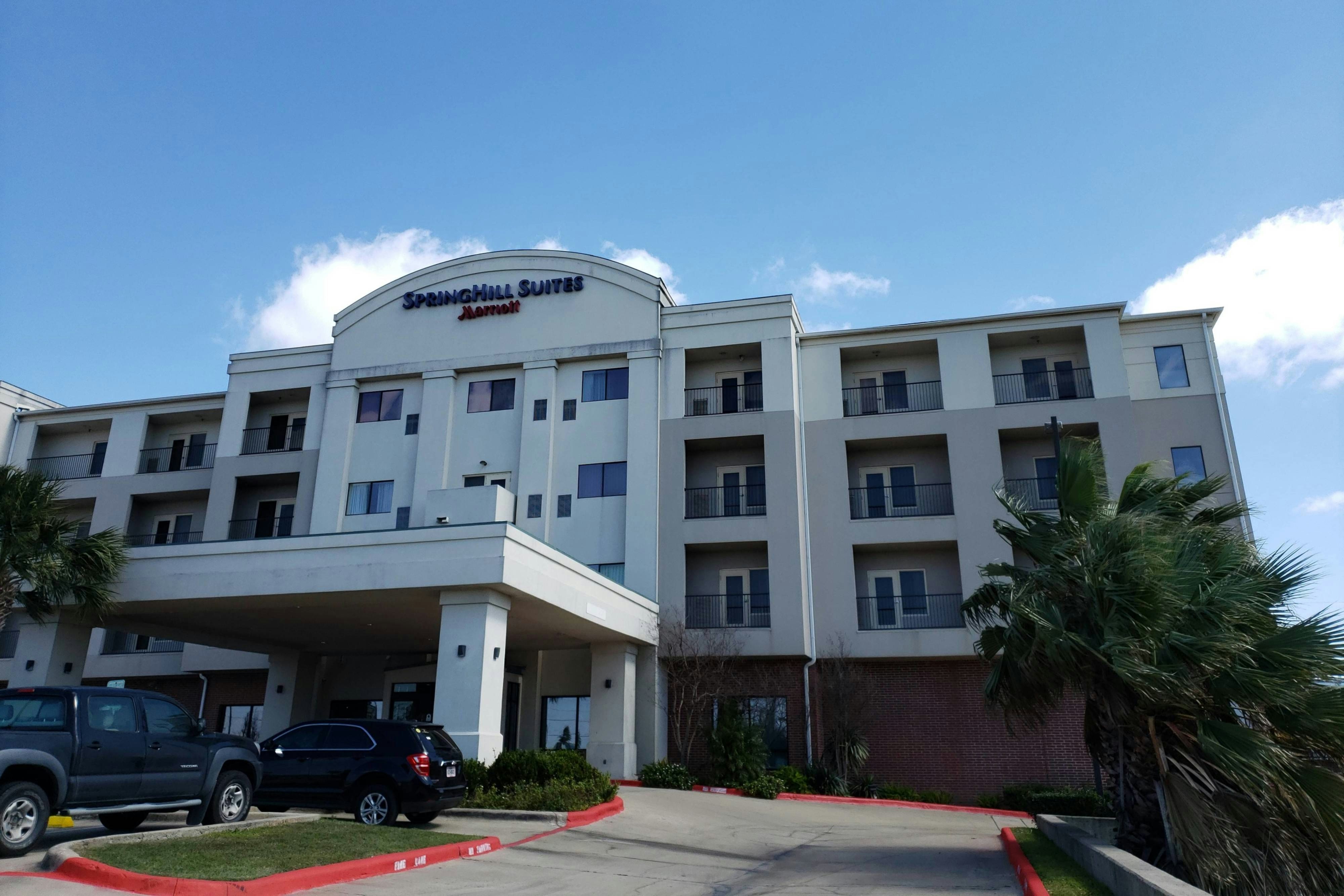 Springhill Suites by Marriott Galveston 24/24