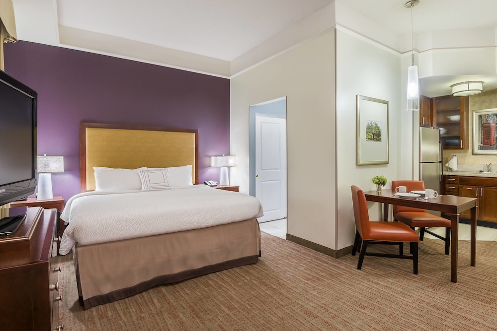 Residence Inn by Marriott Savannah Downtown/Historic District 11/50