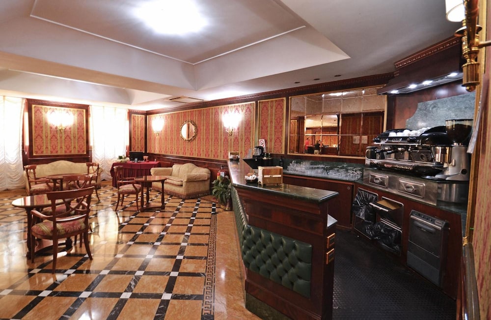 Hotel Cilicia 33/51
