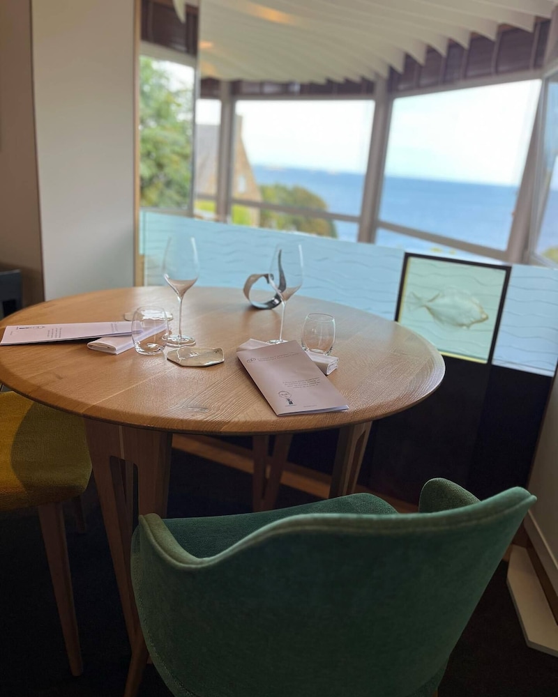 Logis Hotel De Carantec 21/33