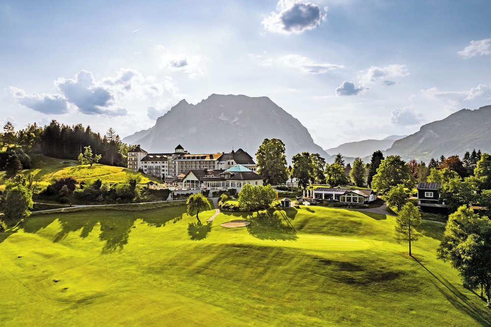 IMLAUER Hotel Schloss Pichlarn 45/50