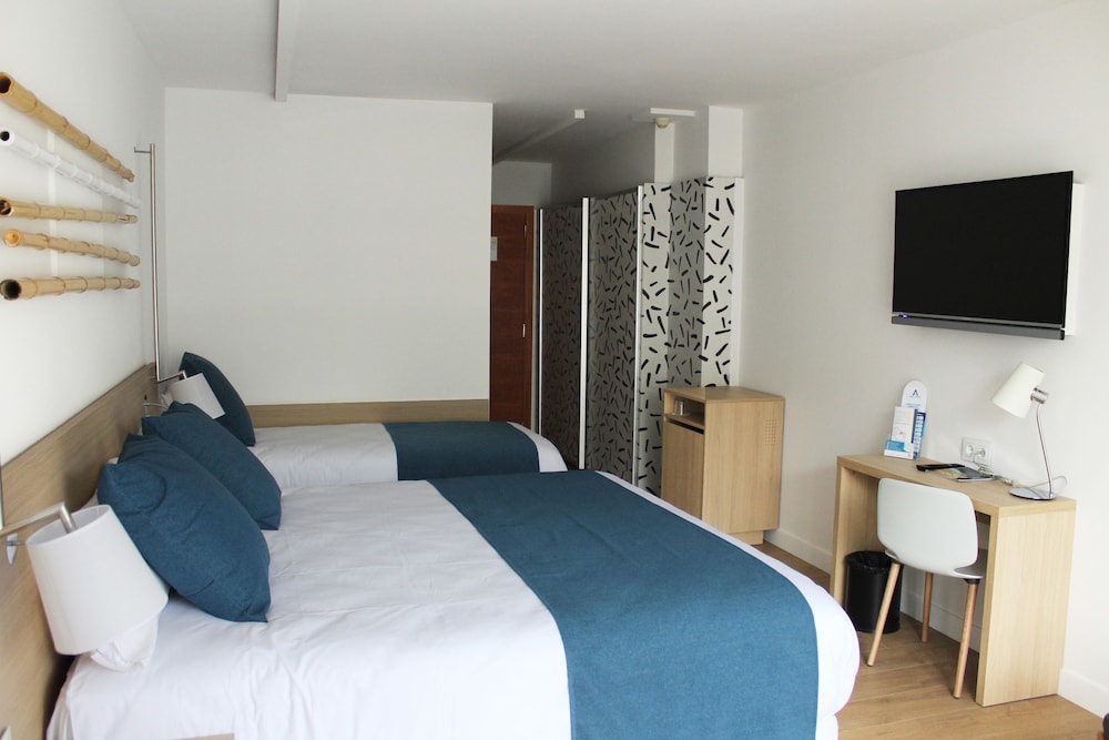 Aqua Hotel Onabrava 19/71
