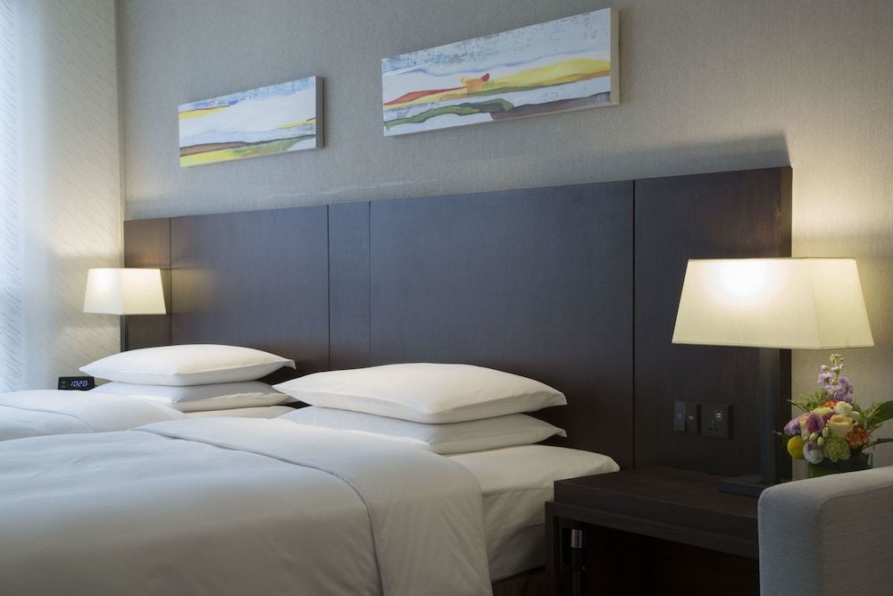 Hyatt Place Shanghai New Hongqiao 12/40