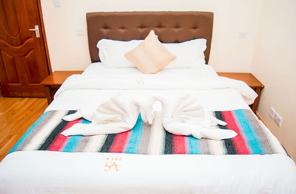 Vela Suites 12/33