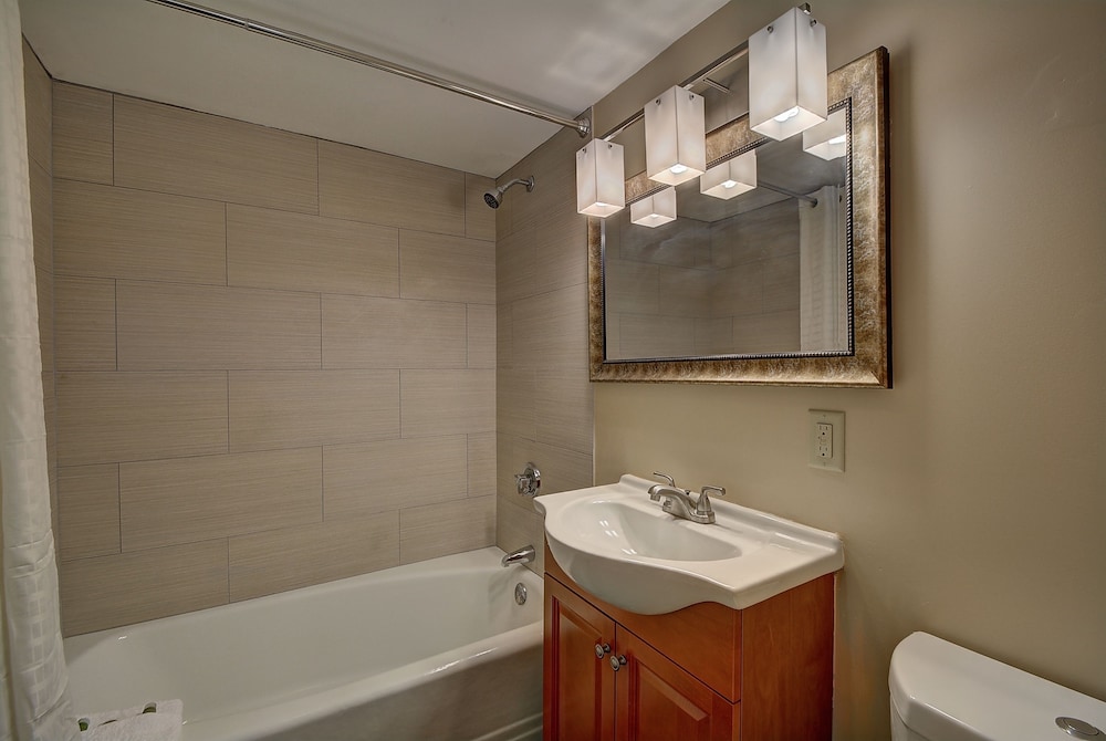 Putney Inn 38/39