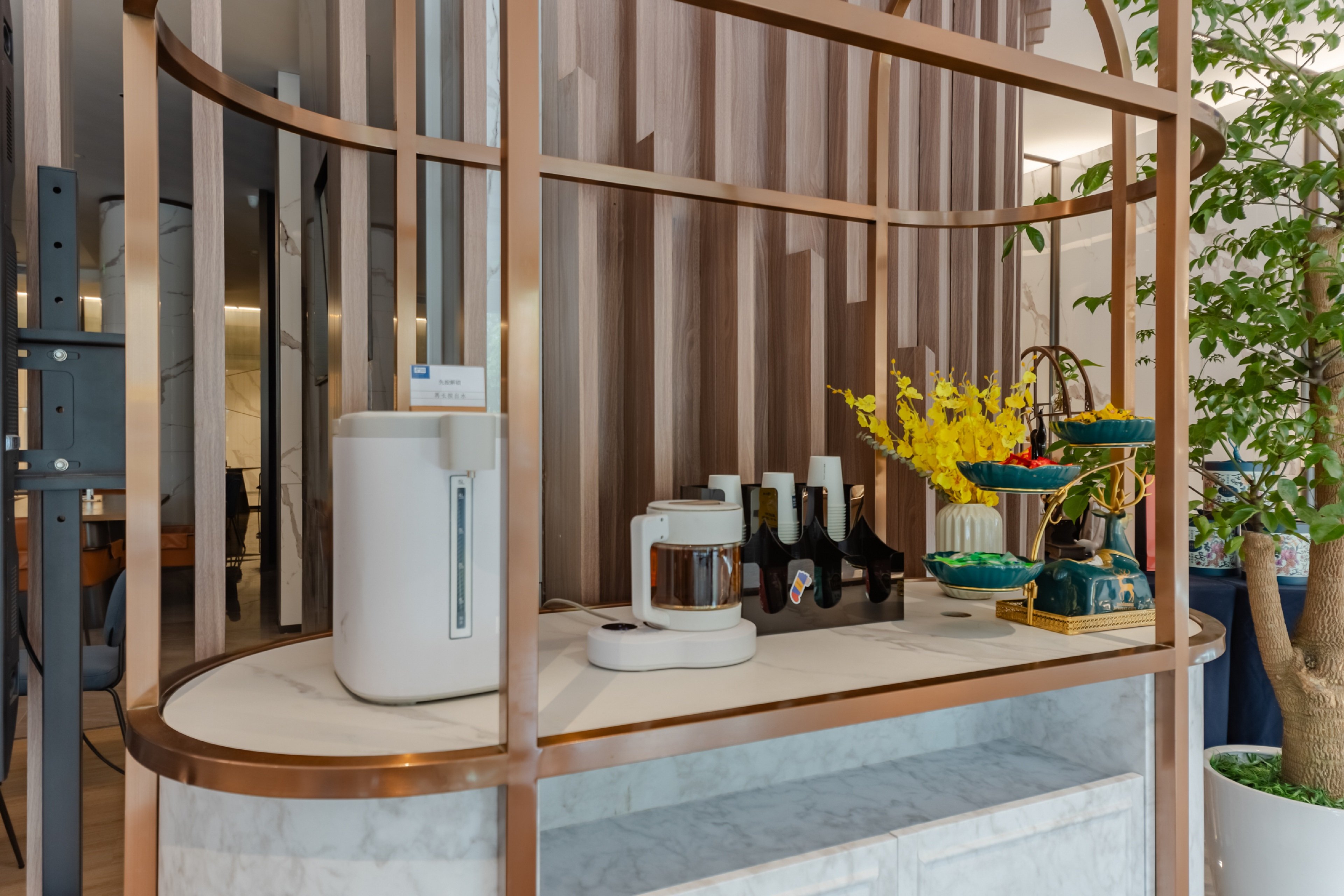 HOLIDAY INN EXPRESS HEFEI DOWNTOWN 79/80