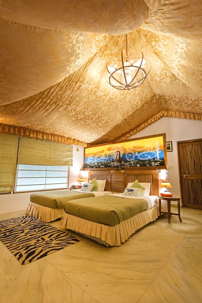 Pench Jungle Camp 30/71
