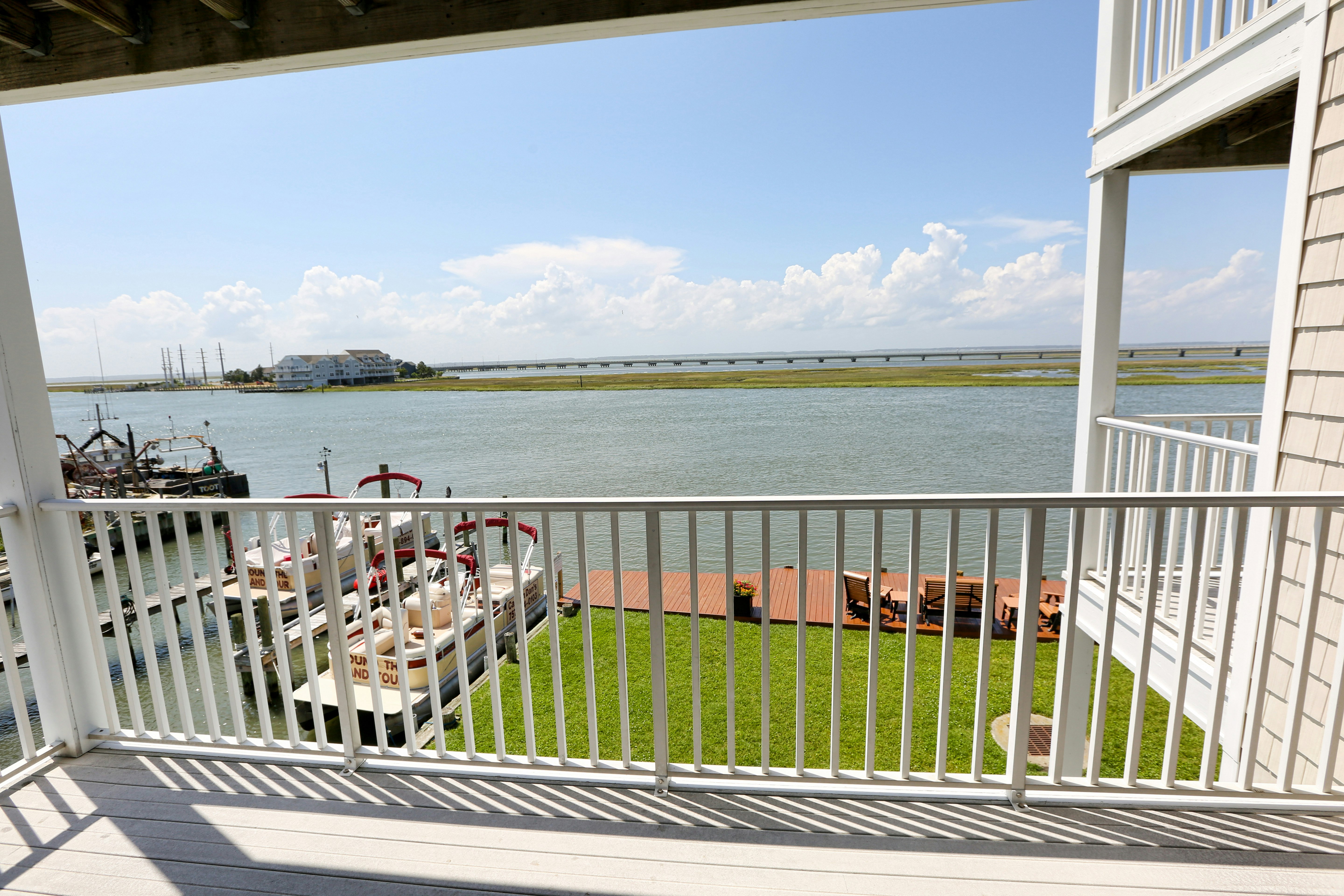Hampton Inn And Suites Chincoteague Waterfront 52/53