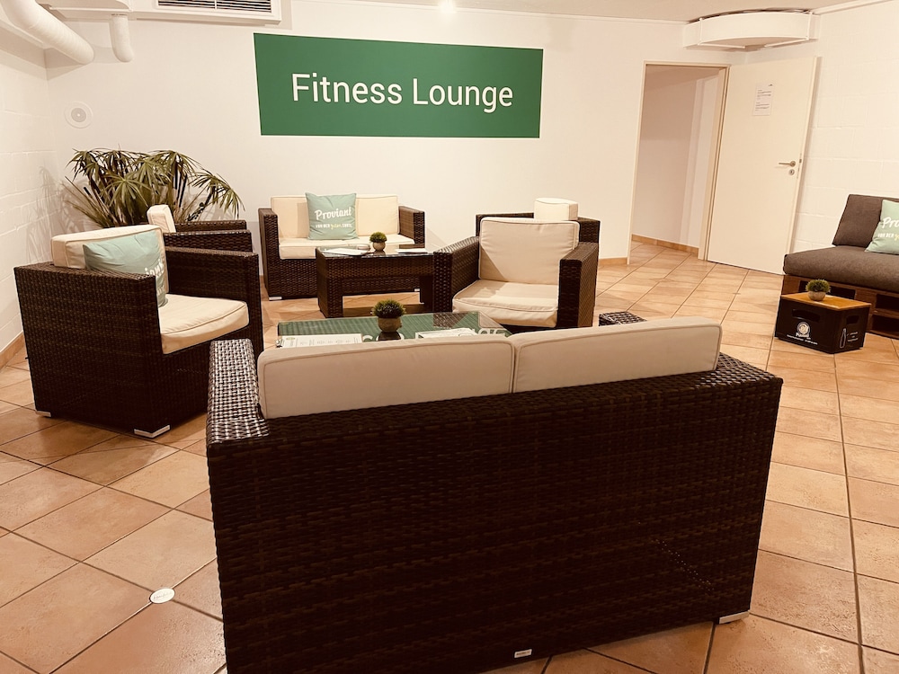 Maifeld Sport- Und Tagungshotel 35/50