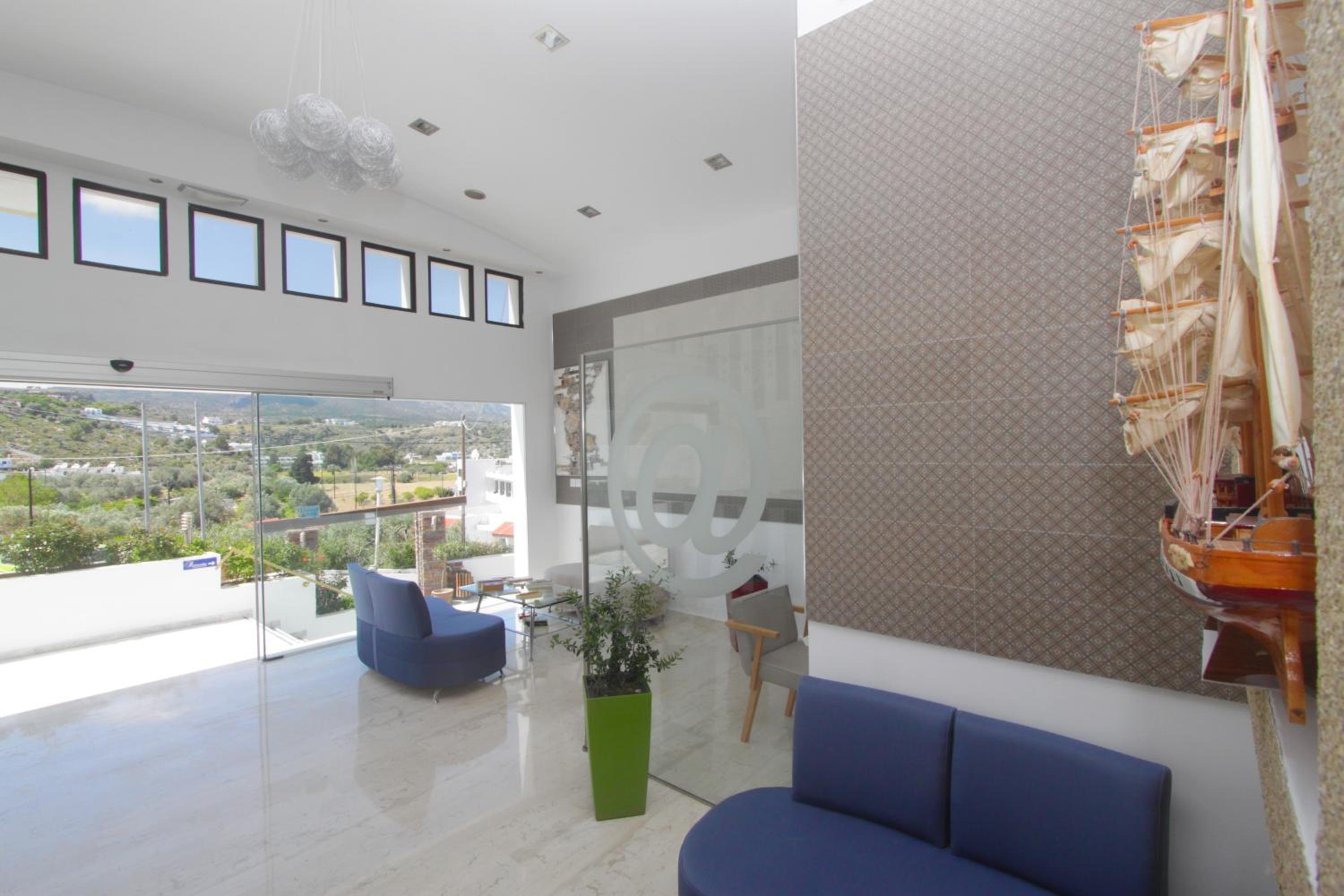 Lindian Jewel Hotel and Villas 9/50