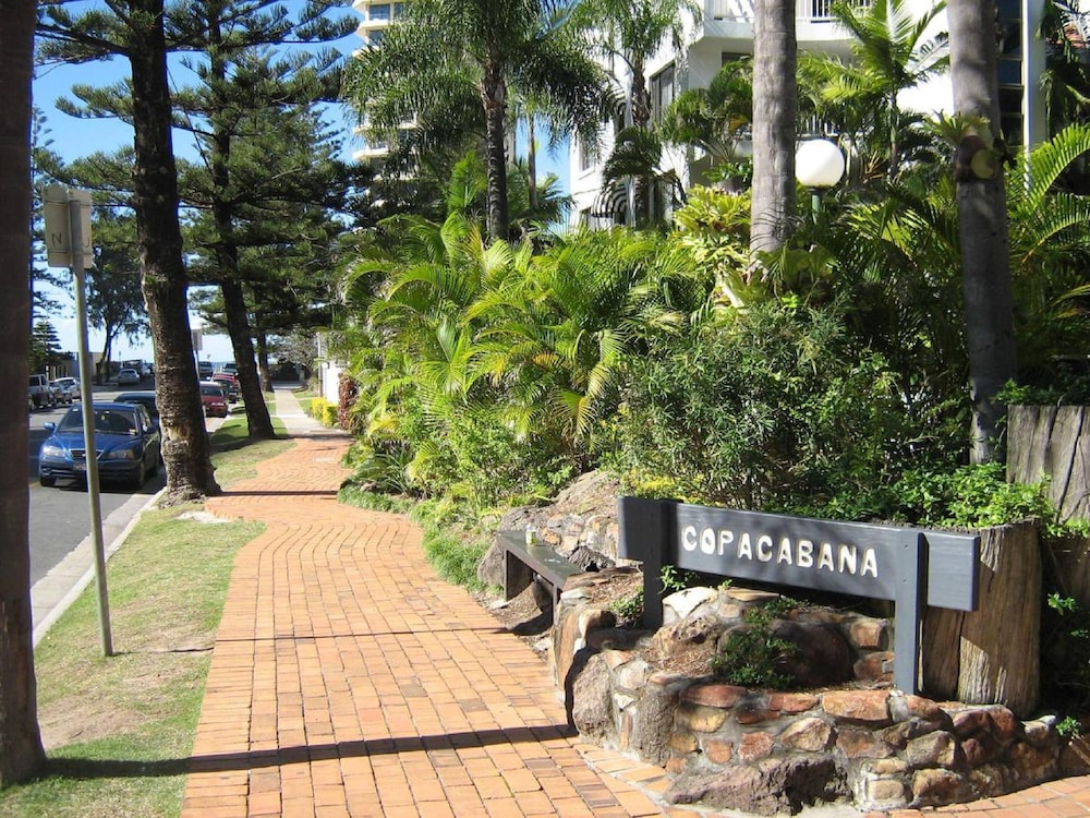 Copacabana Holiday Units 32/49