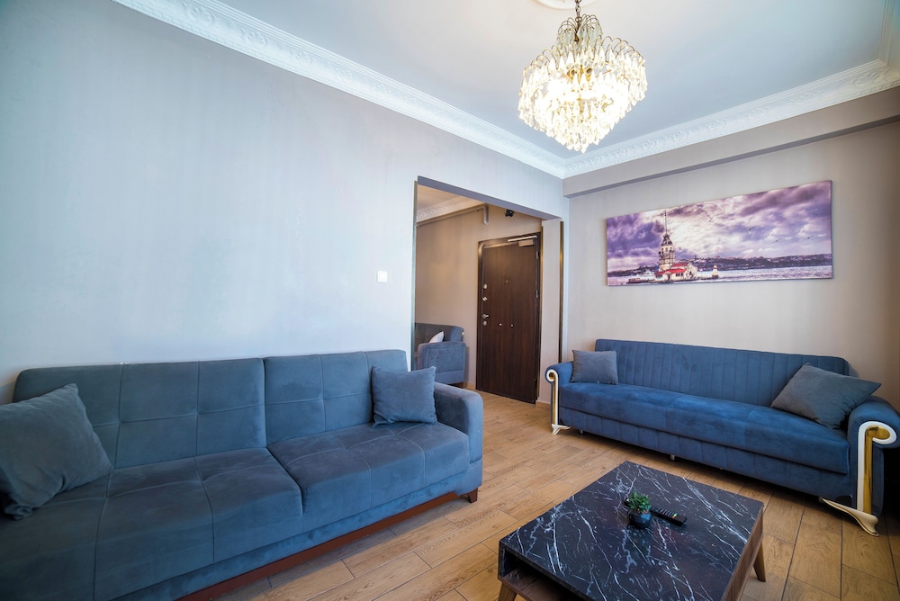 Zendy Suite Hotel 64/88
