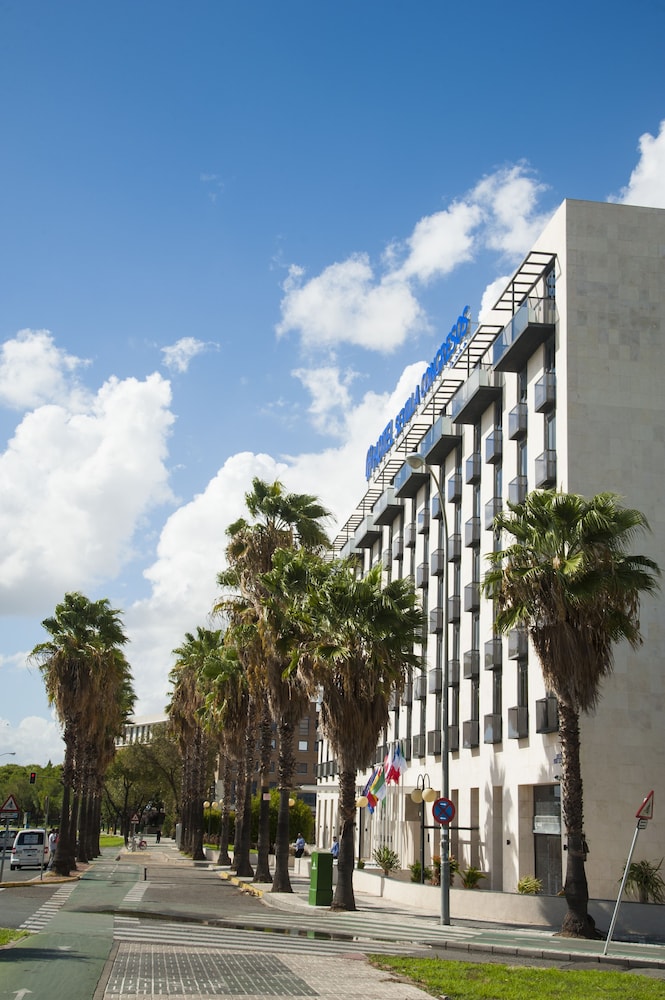 Hotel M A Sevilla Congresos 66/73