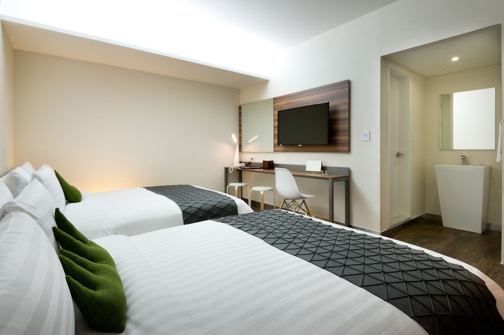 Metro Hotel Myeongdong 15/71