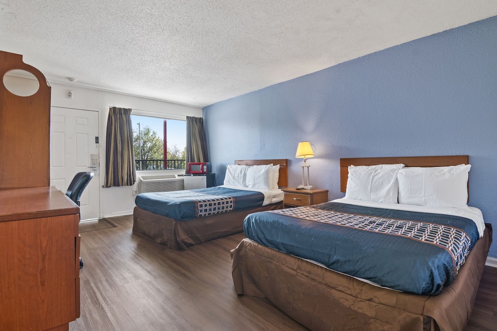 Economy Lodge 11/21