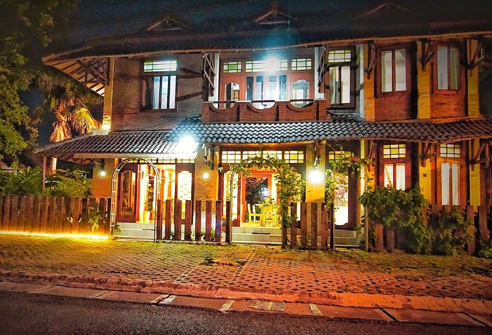 Arys Garden Hotel Yogyakarta 1/23