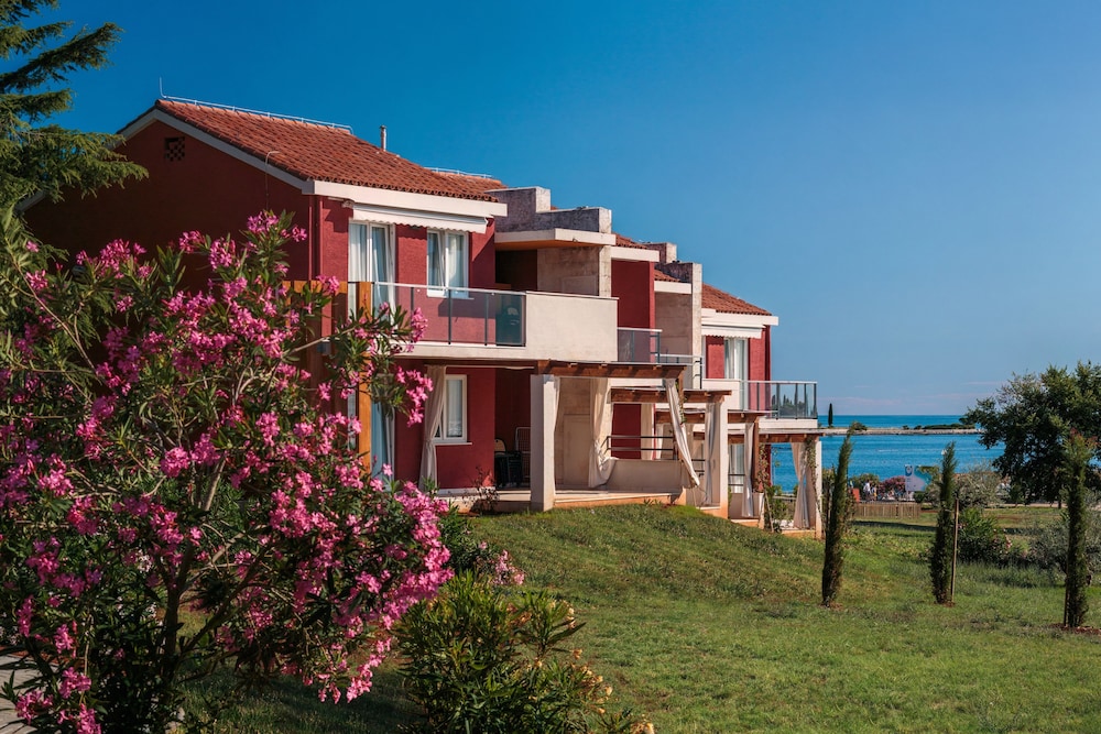 Apartments Katoro Plava Laguna 42/45