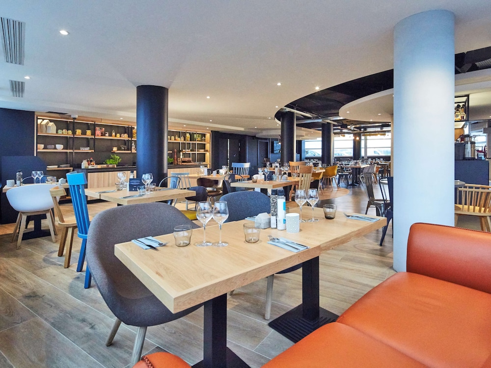 Radisson Hotel Paris Le Bourget 43/51